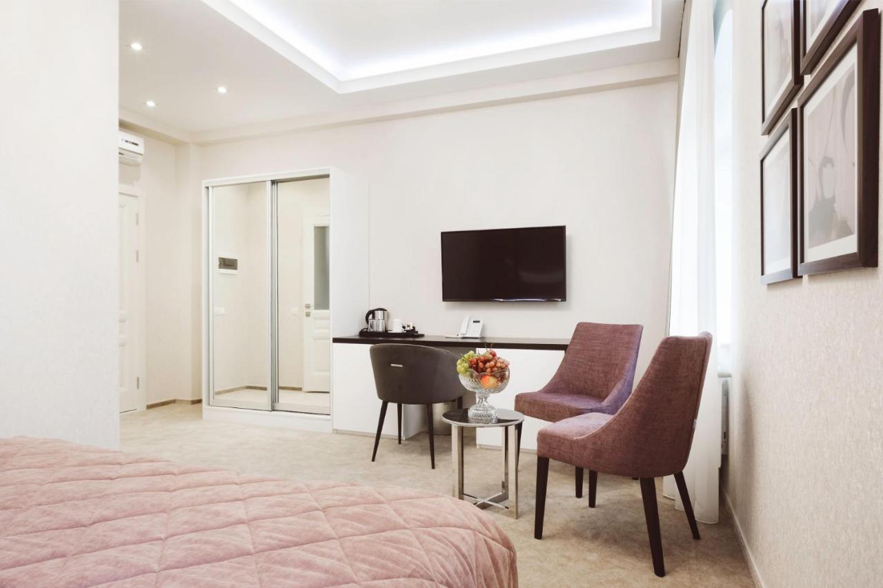 Roxen Hotel&Spa Chisinau Bagian luar foto