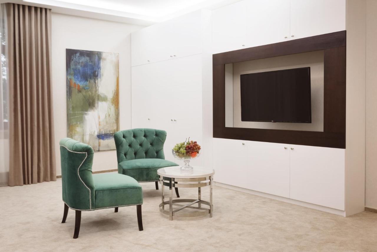 Roxen Hotel&Spa Chisinau Bagian luar foto