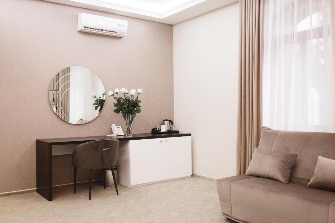 Roxen Hotel&Spa Chisinau Bagian luar foto