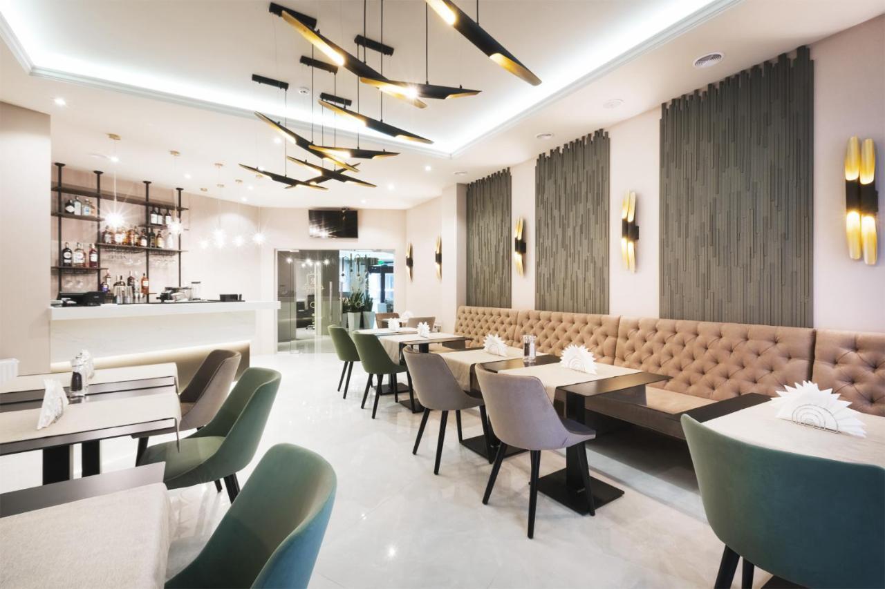 Roxen Hotel&Spa Chisinau Bagian luar foto